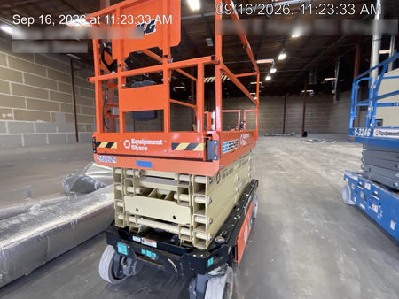 2022 JLG ES3246
