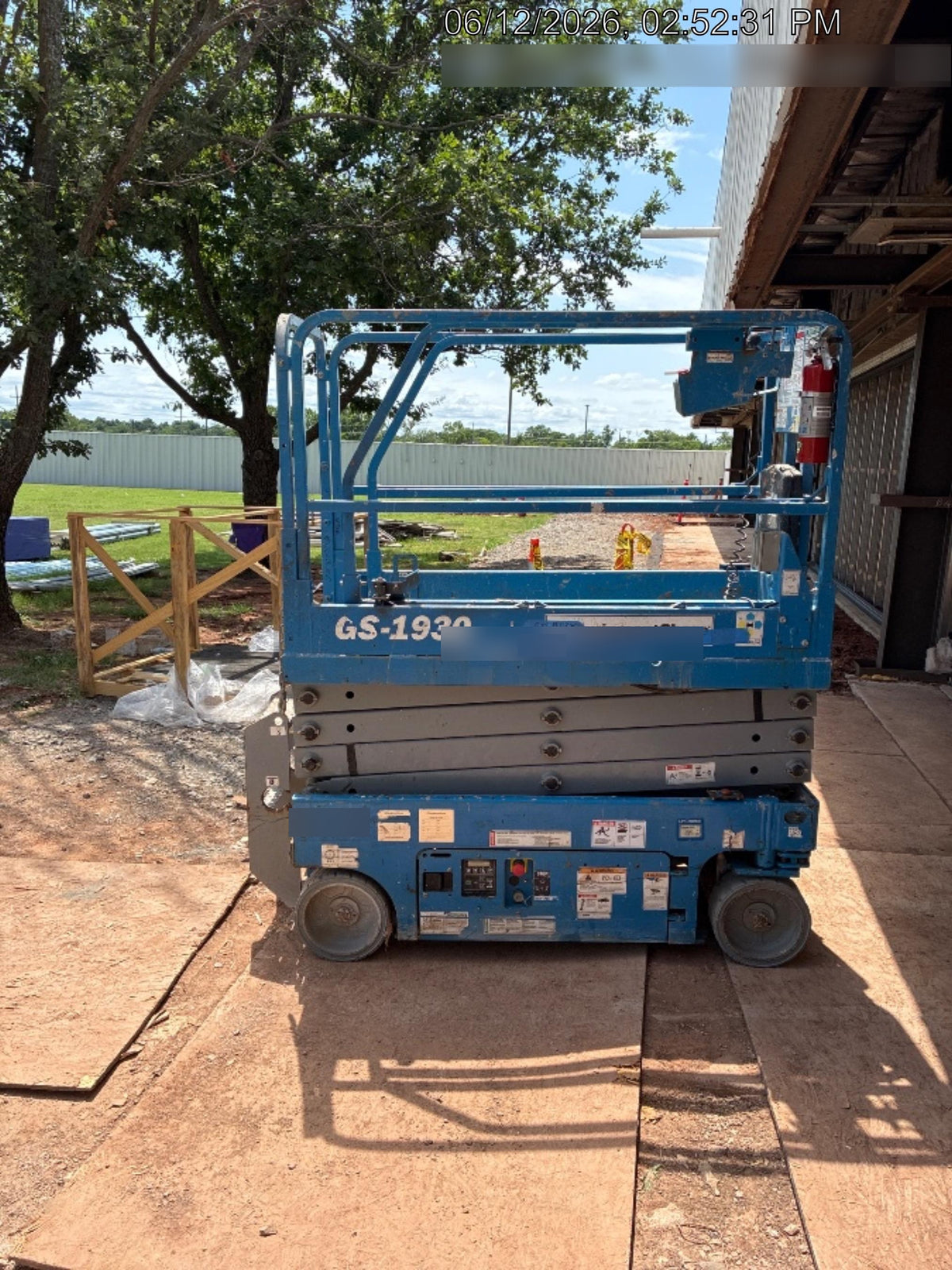 2019 Genie GS-1930 Fixed rails with chain Entry
