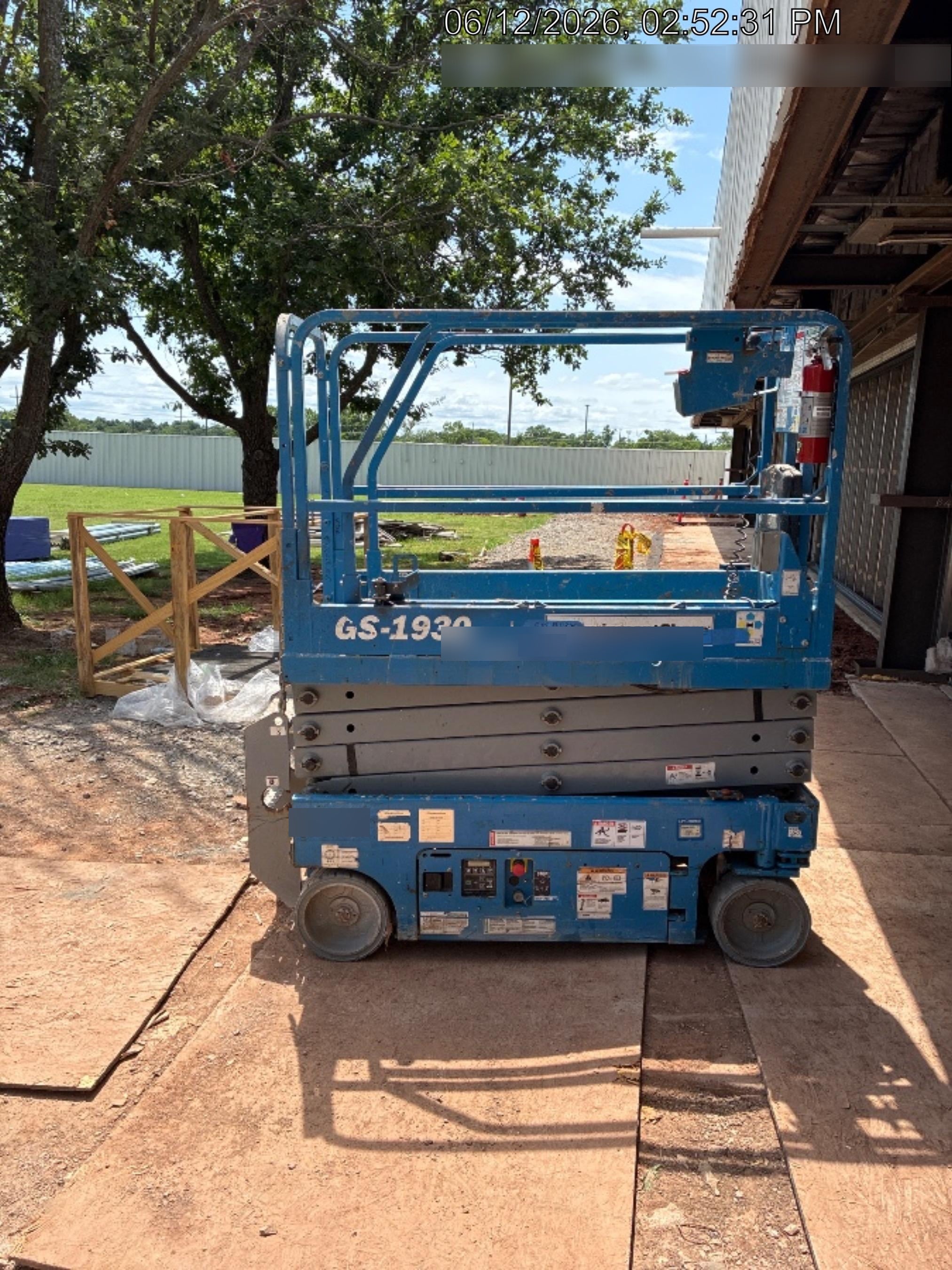 2019 Genie GS-1930 Fixed rails with chain Entry