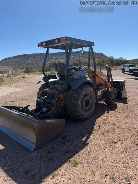 2023 CASE 570N EP
