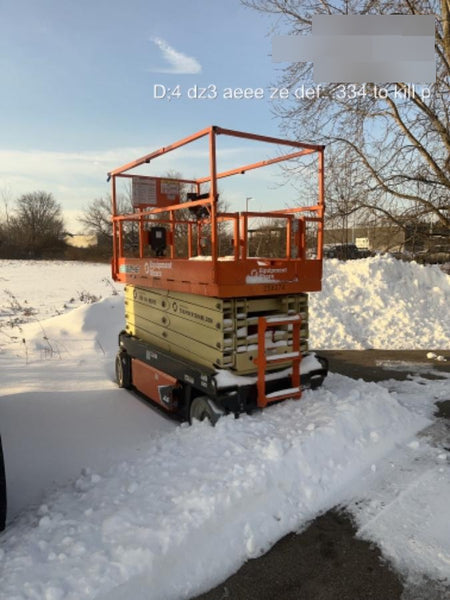 2022 JLG ES3246