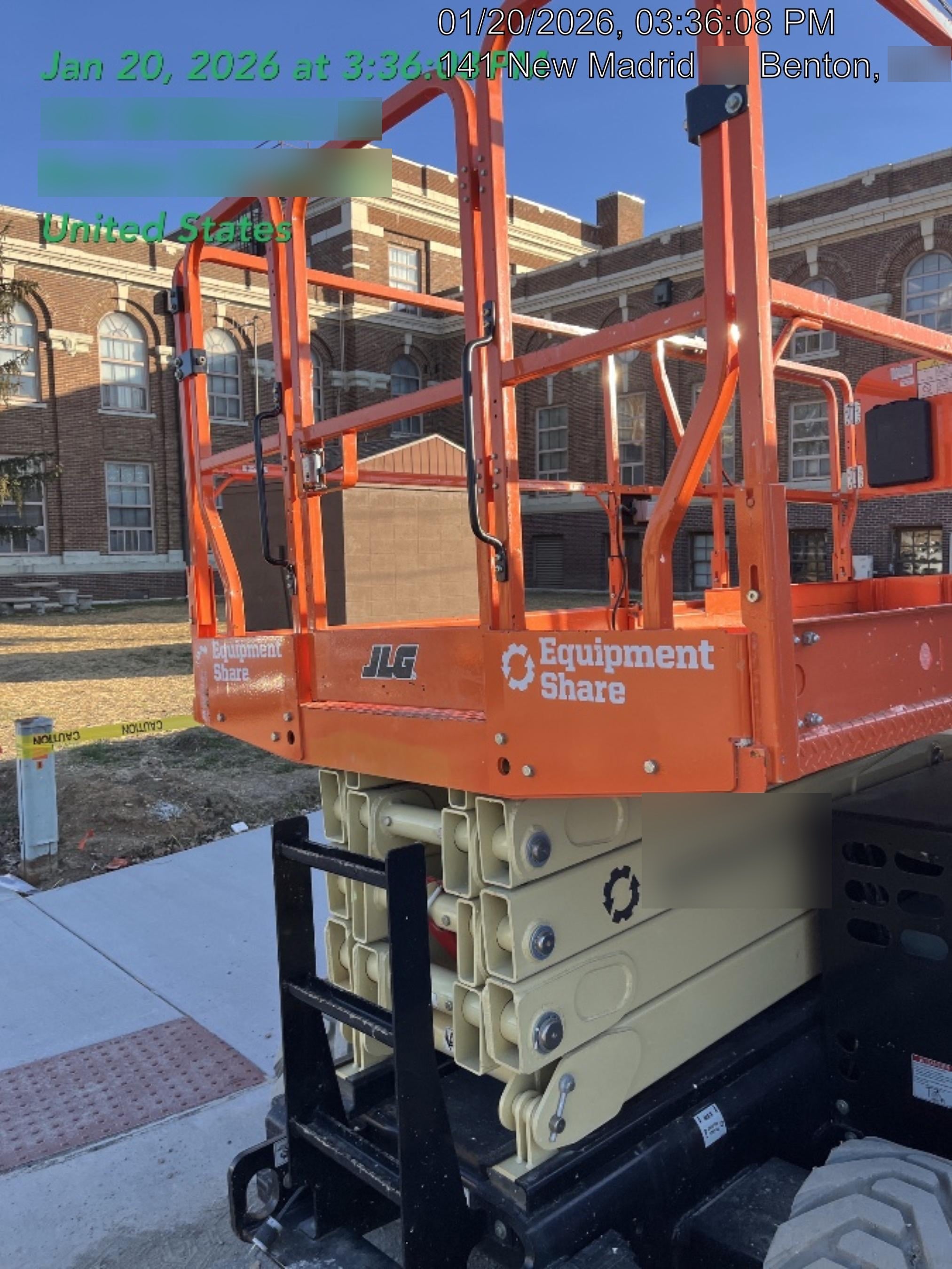 2022 JLG ERT4069