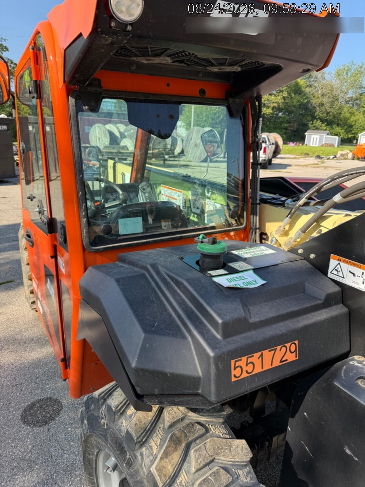 2025 JLG 519