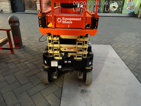 2025 JLG ES1932