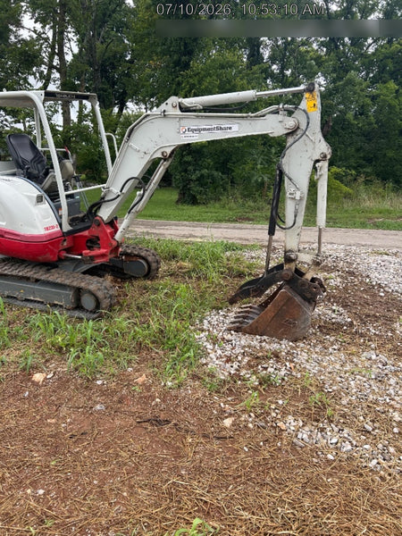 2022 TAKEUCHI TB235-2R