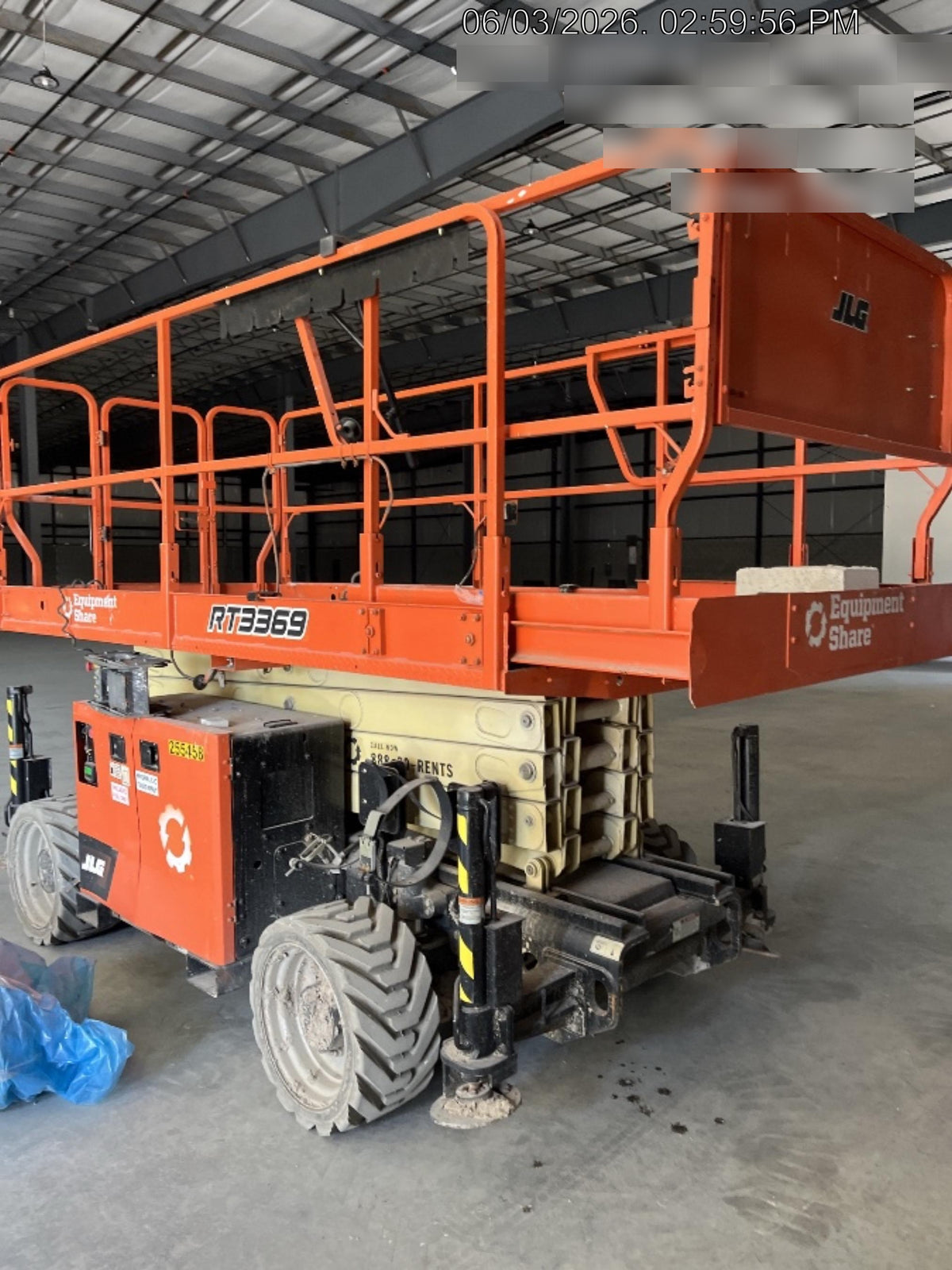 2022 JLG RT3369