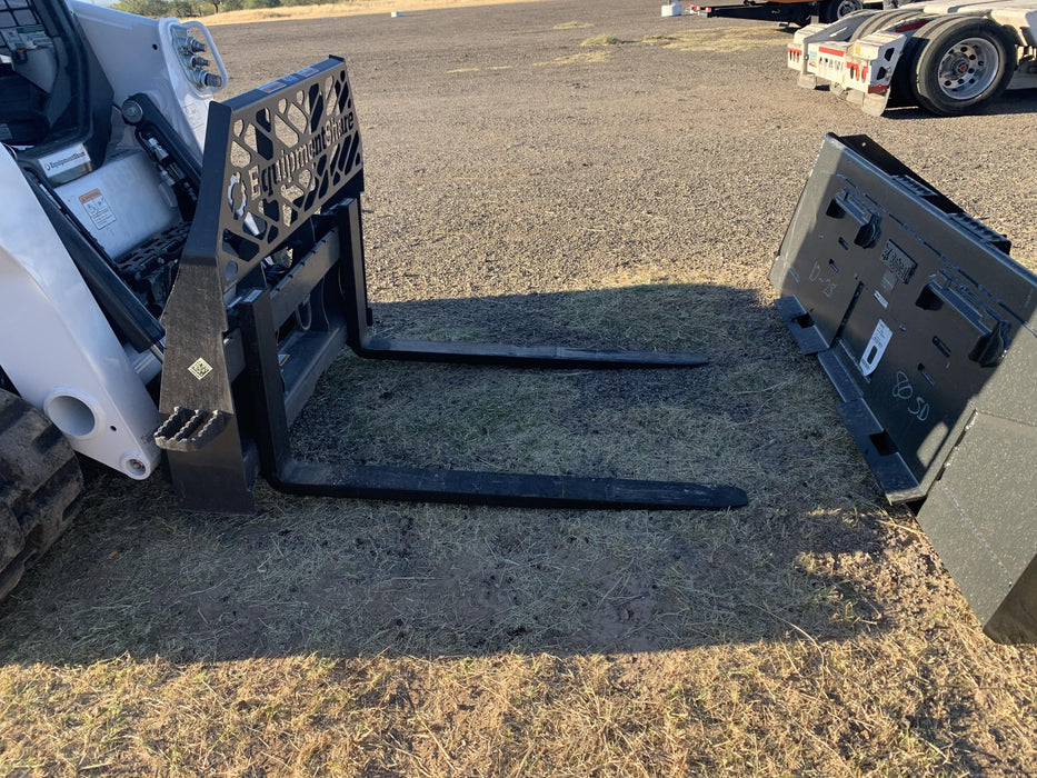 2021 PALADIN 48" Pallet Forks - Paladin