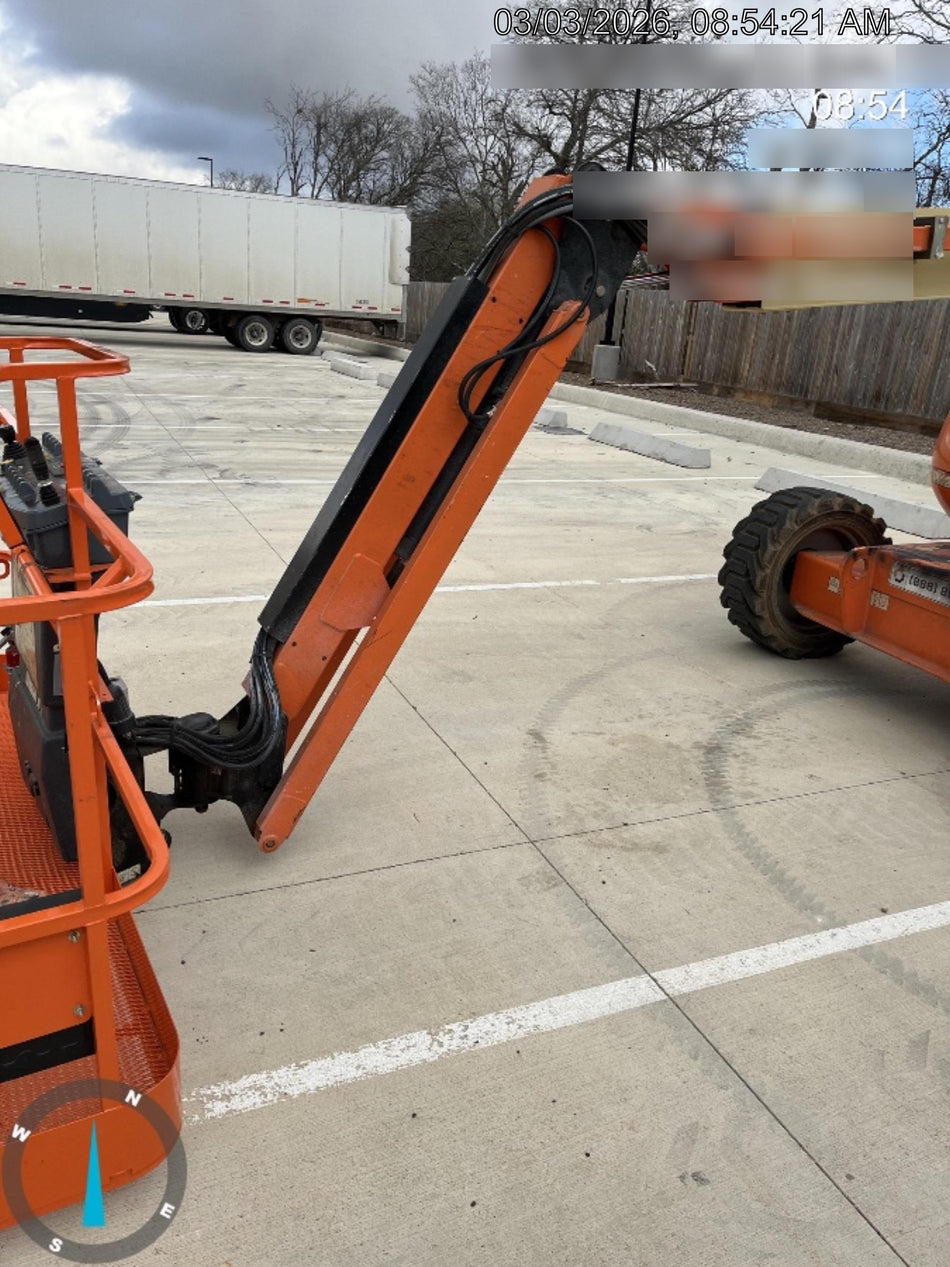 2019 JLG 600AJ