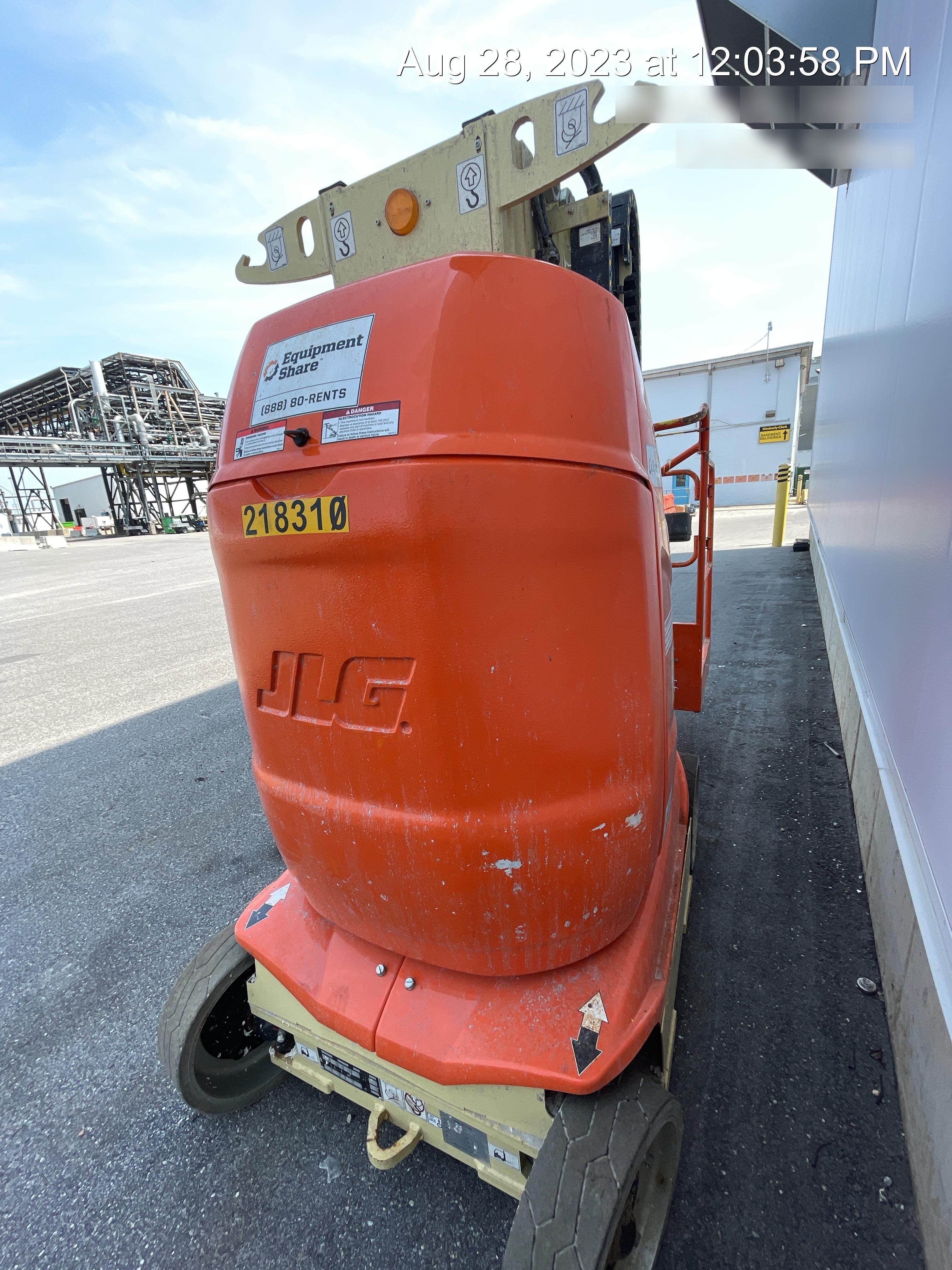 2022 JLG 26E