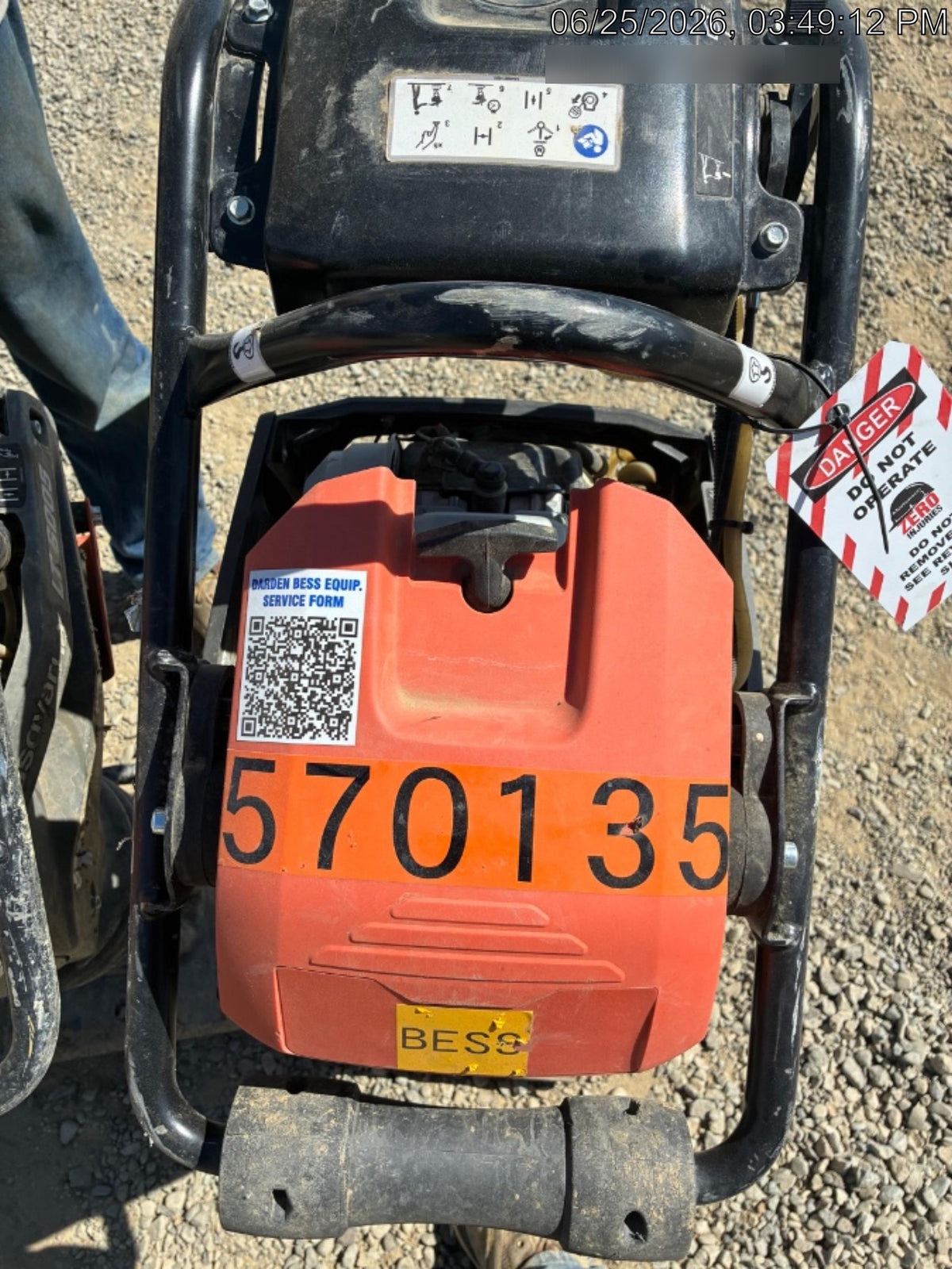 2025 HUSQVARNA LT6005