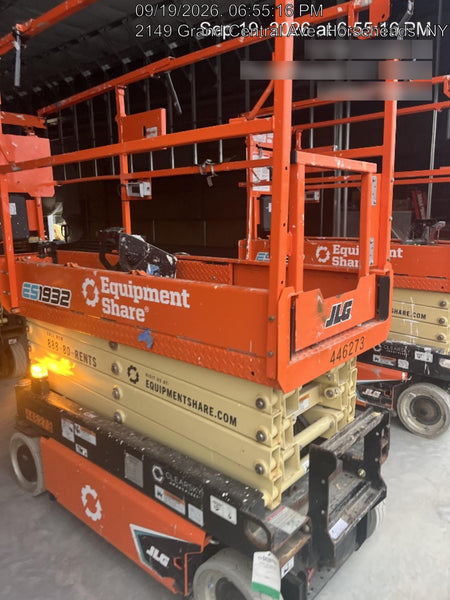 2024 JLG ES1932