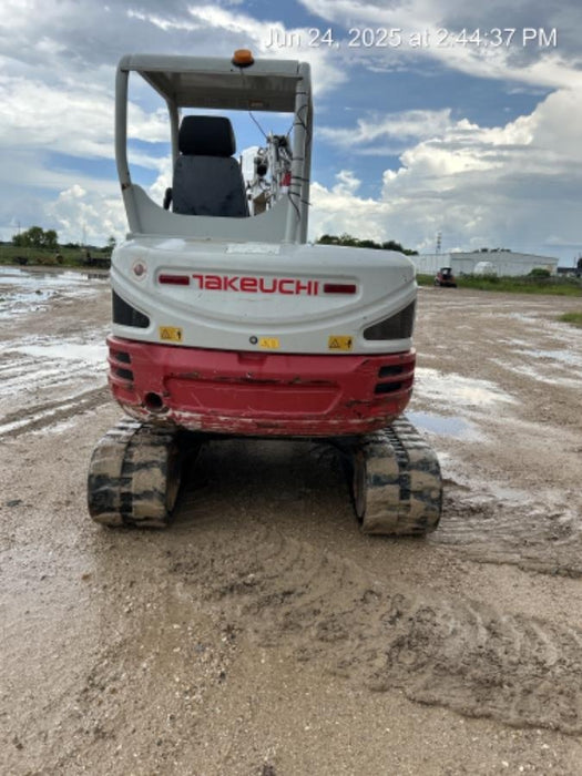 2021 TAKEUCHI TB250-2