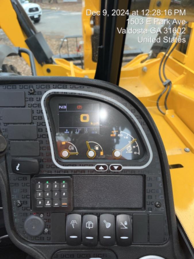 2025 JCB 512-56