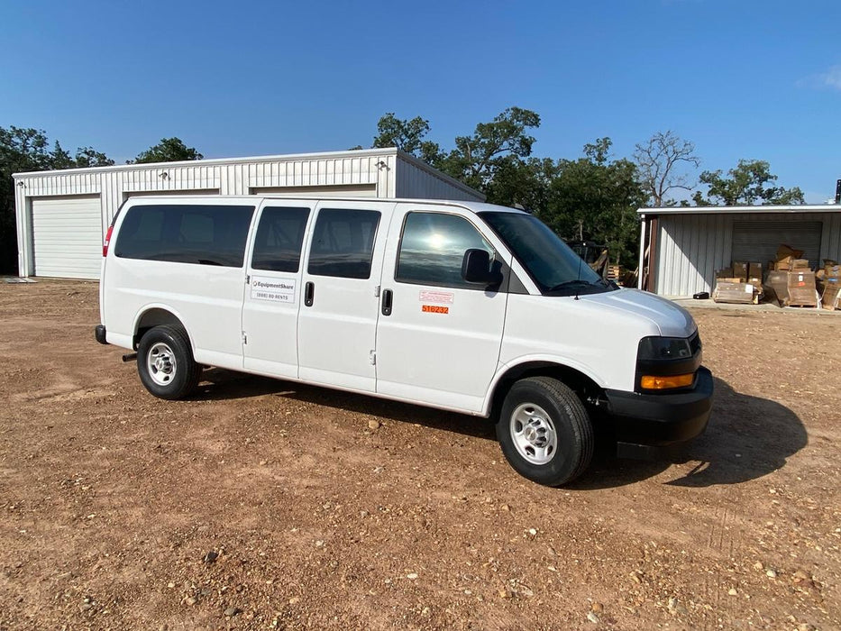 2025 CHEVROLET Express Van - Rental