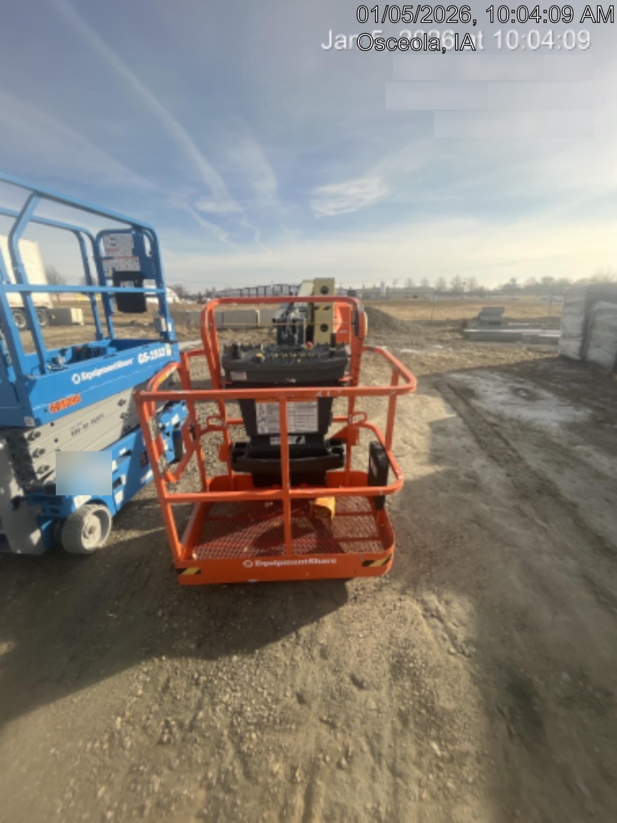 2024 JLG E400AJP Narrow