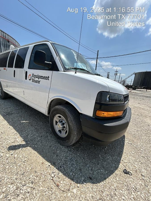 2025 CHEVROLET Express Van - Rental