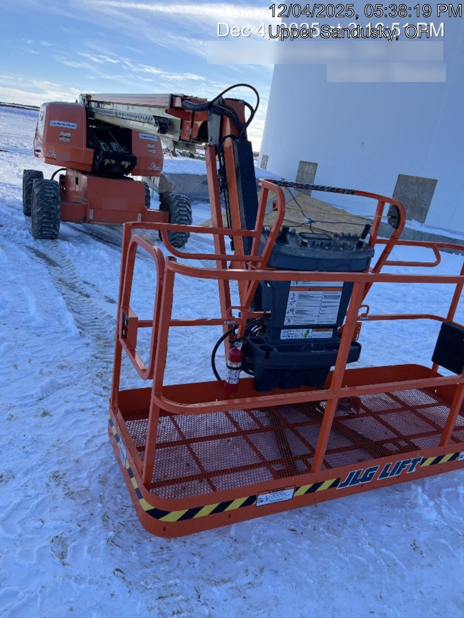 2019 JLG 660SJ