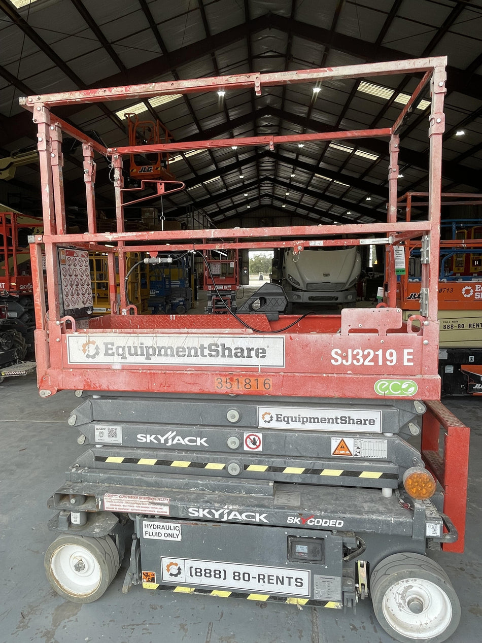 2023 SKYJACK SJ3219