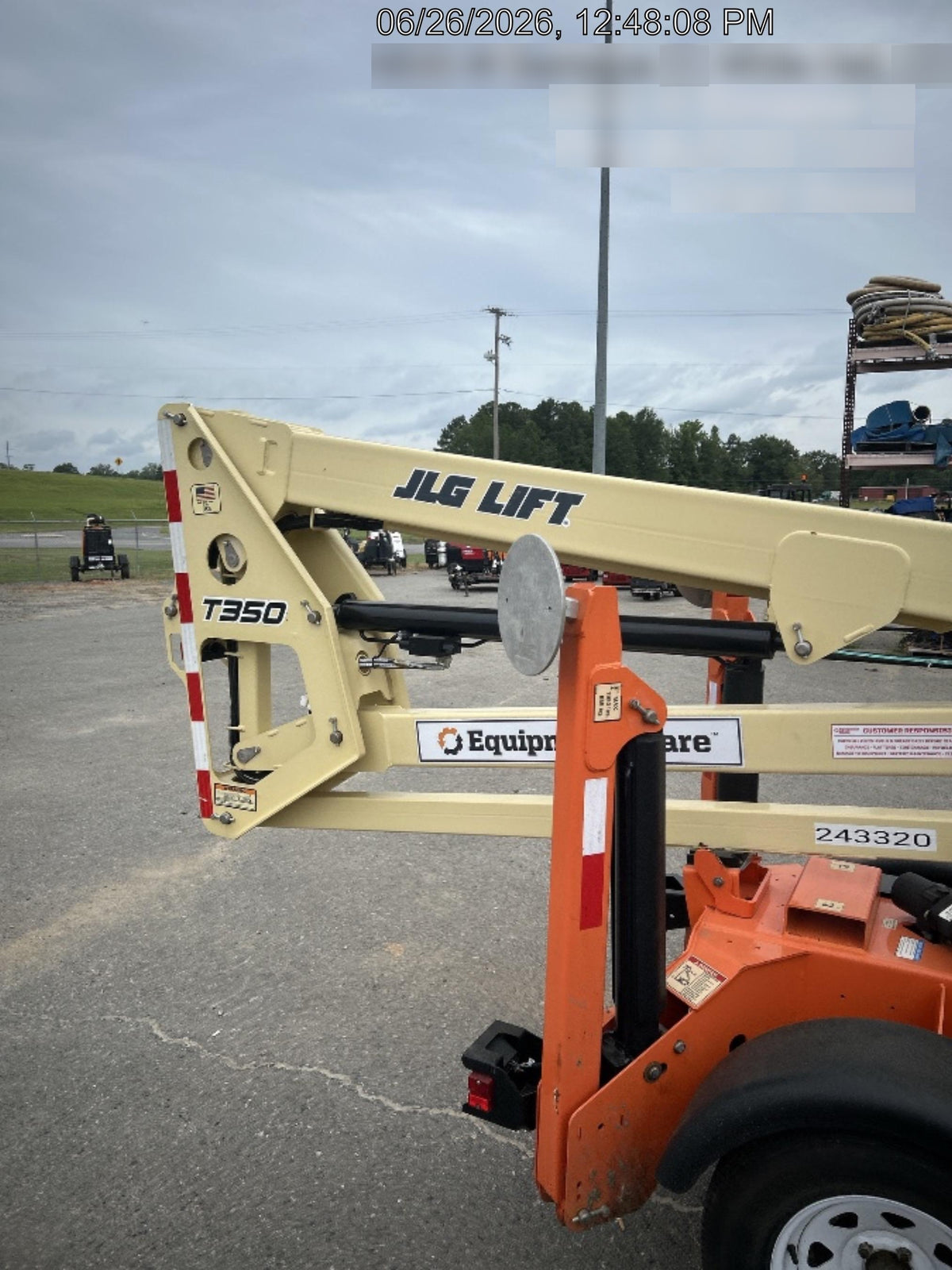 2022 JLG T350