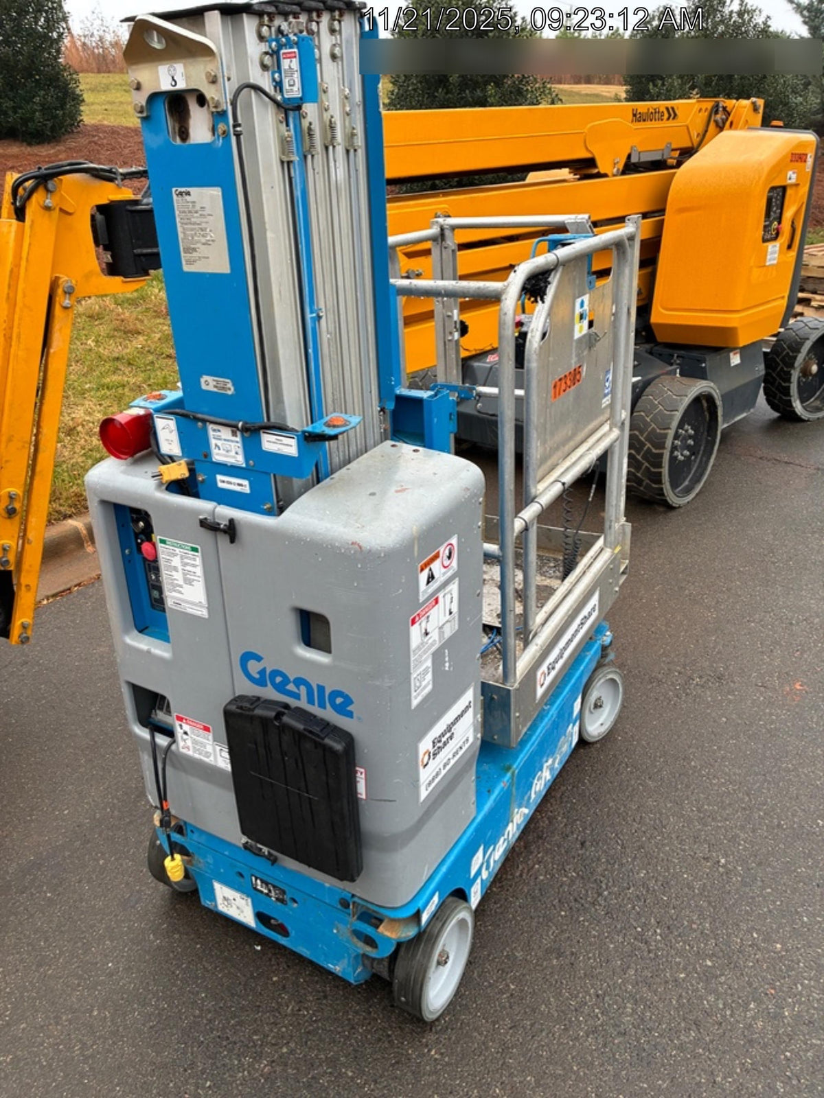 2021 GENIE GR-20
