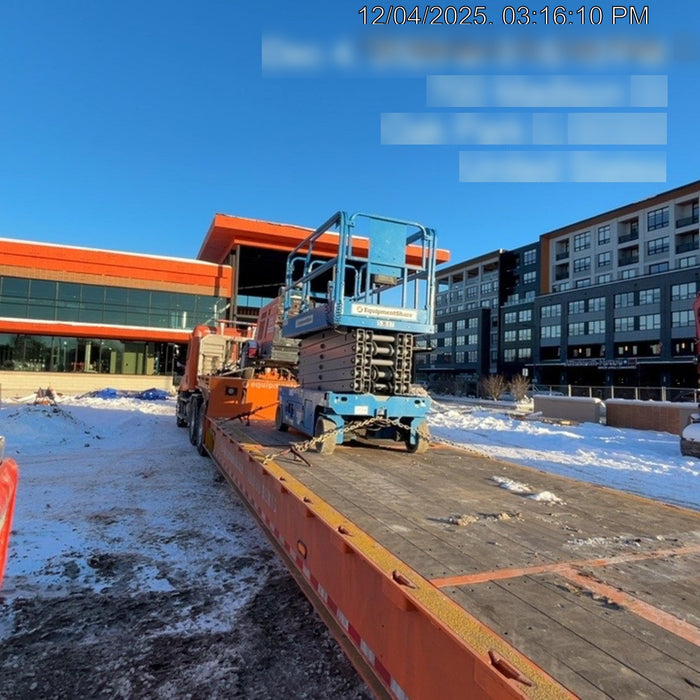 2019 Genie GS-4047 Folding rails with half height swing gate