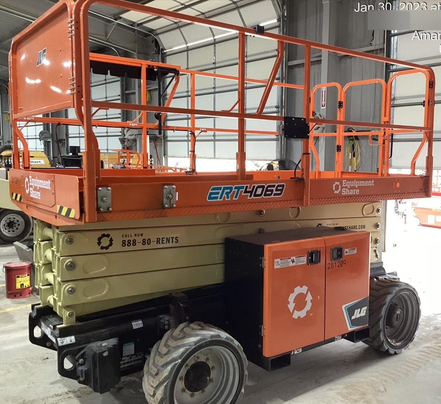 2022 JLG ERT4069