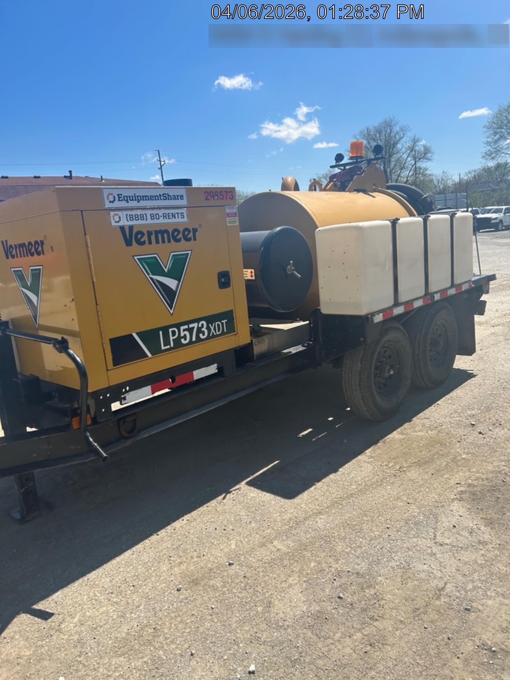 2023 VAC-TRON LP573XDT