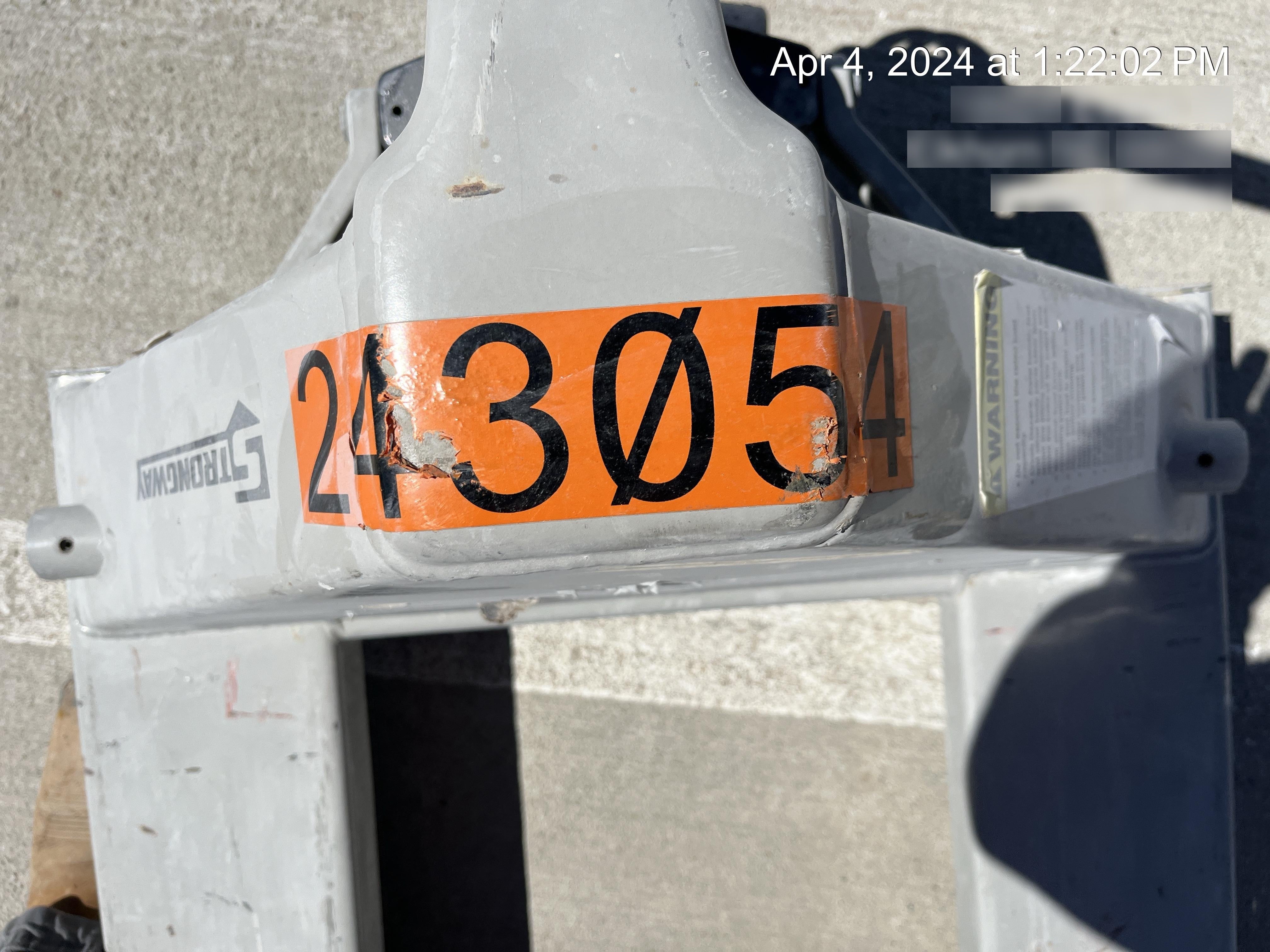 2022 STRONGWAY 4400 lb Pallet Jack