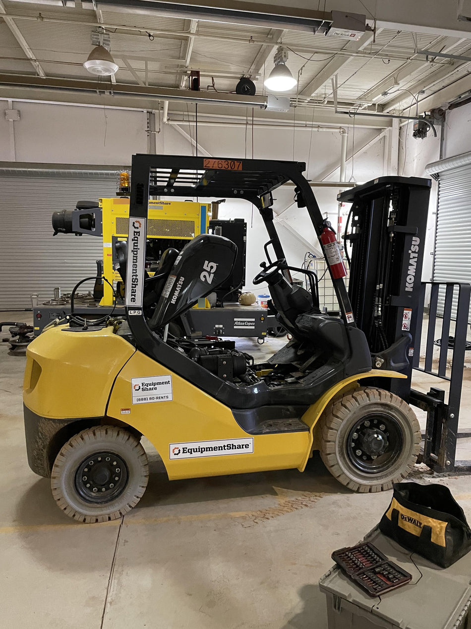 2022 KOMATSU FG25T-16