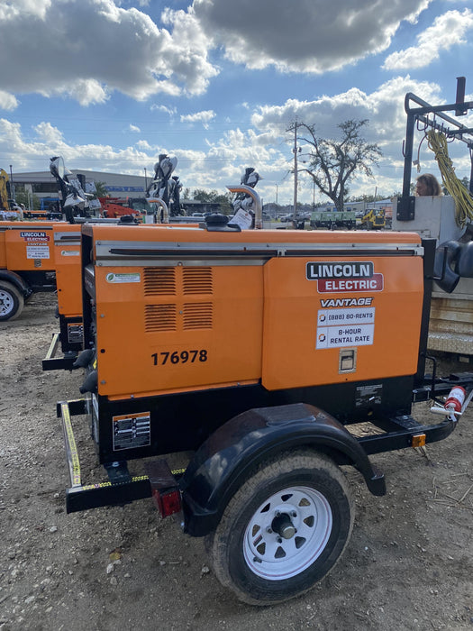 2021 Lincoln Electric Vantage 322 Vantage 322 Ready Pak 3 w/ Decals, ORANGE (includes trailer, cable rack, fender light kit) NO Telematics