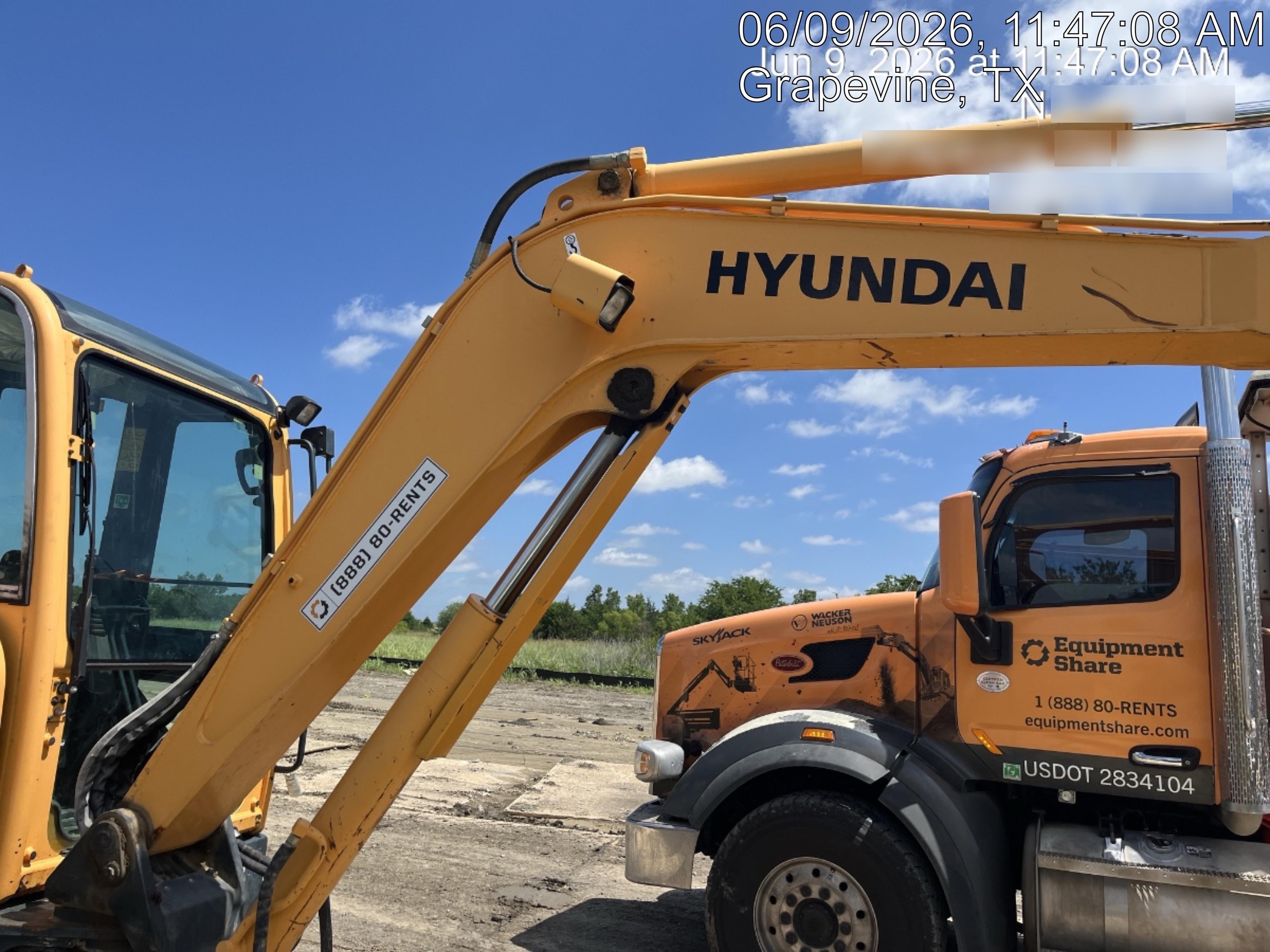 2016 HYUNDAI R60CR-9A