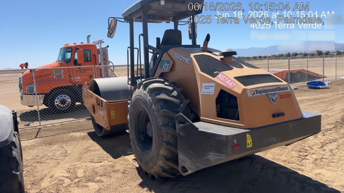2023 CASE SV211E