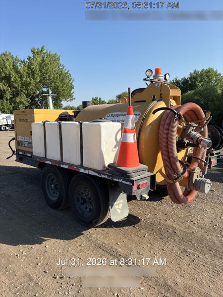 2022 VAC-TRON LP573XDT