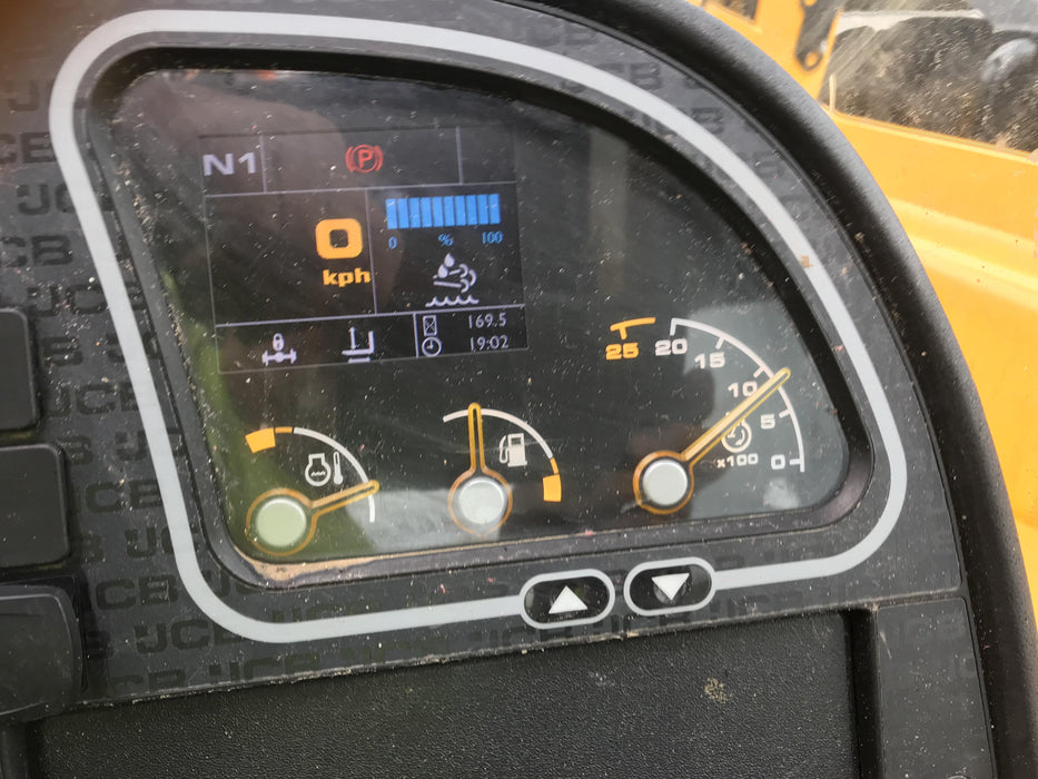 2019 JCB 512-56 Canopy, 109 HP, Solid Tires, STD Worklight, Beacon, Aux Hydraulics, Lifting Eye, Back up Alarm w/66" Carriage/60" Forks