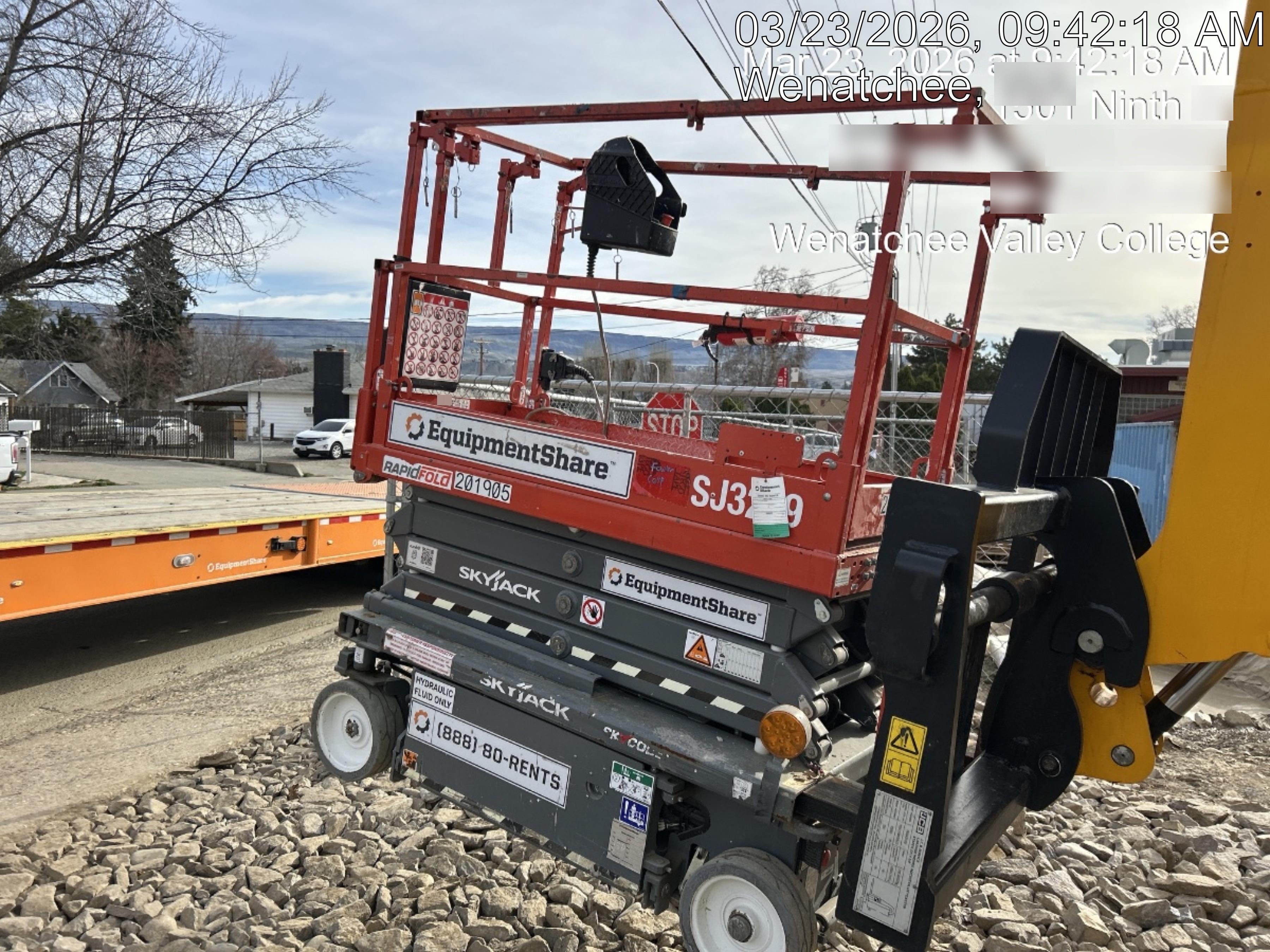 2021 SKYJACK SJ3219