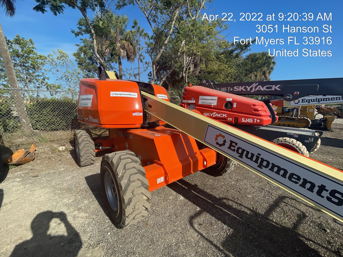 2022 JLG 400S