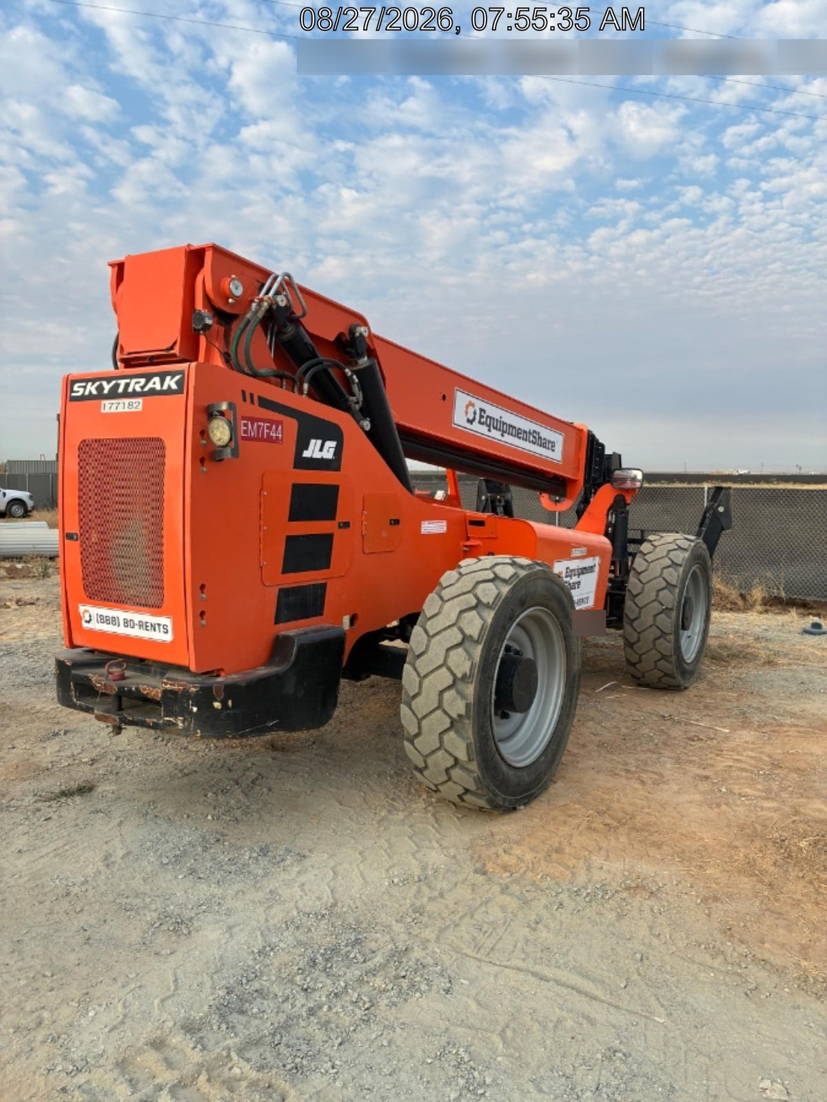 2021 SKYTRAK 10054