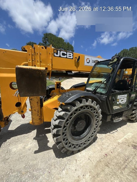 2022 JCB 510-56