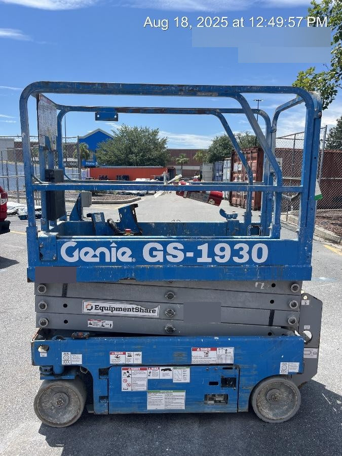2018 Genie GS-1930 Genie GS-1930 w/Fixed Rail, Chain Entry