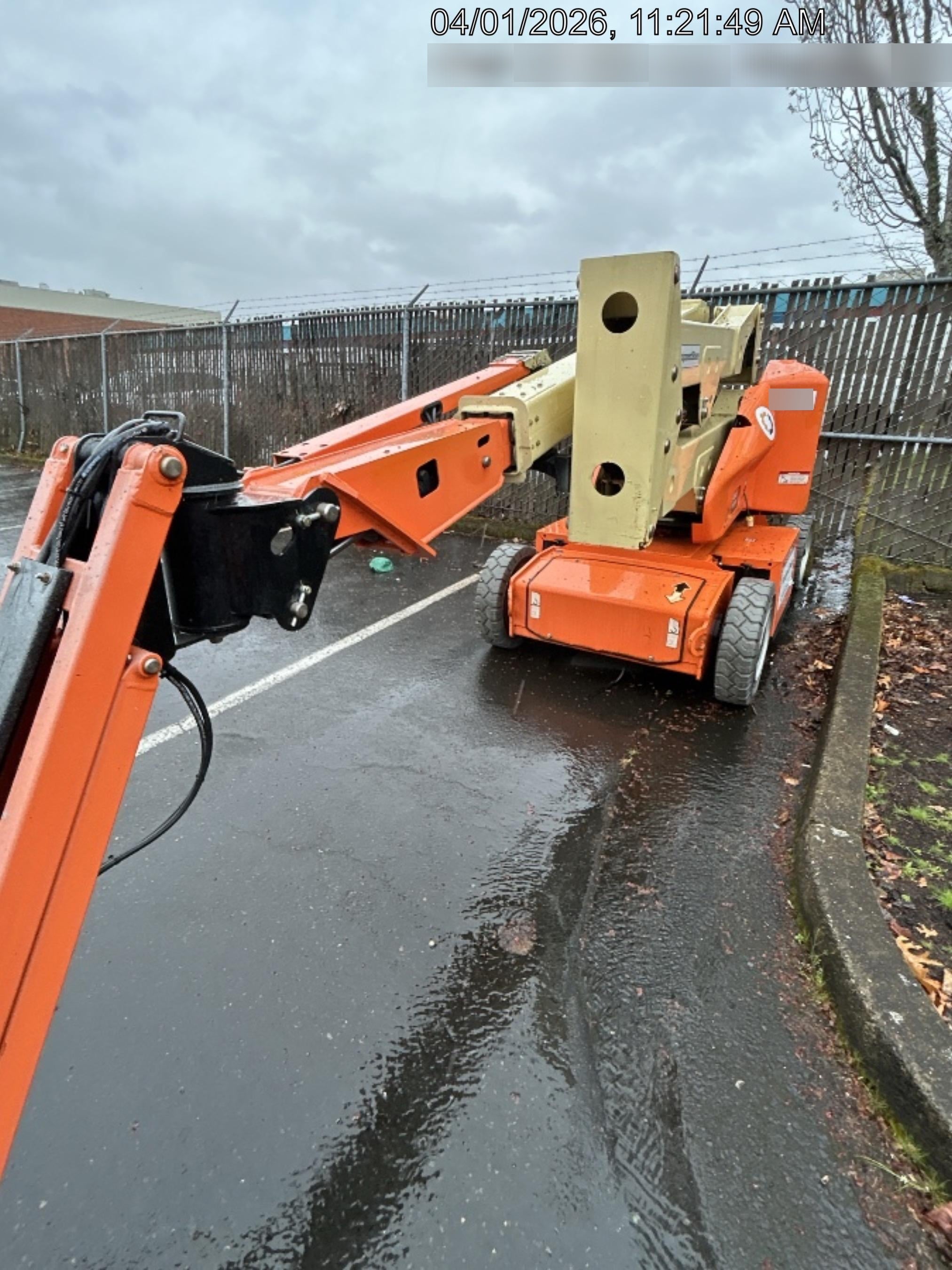 2019 JLG E400AJPN