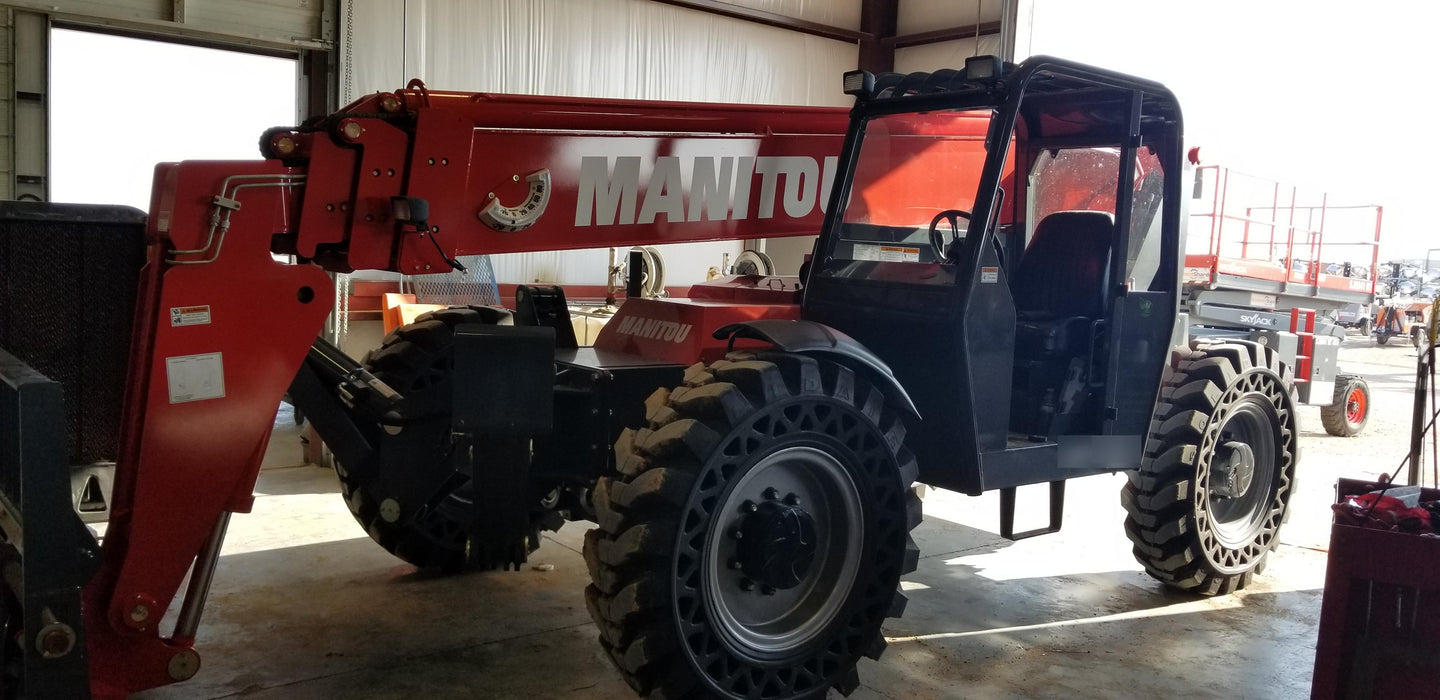 2018 Manitou MTA10055 Manitou MTA10055 - Canopy, Worklights, Beacon, 66" Carriage, 60" Forks, Solid Tires, Aux Hydraulics