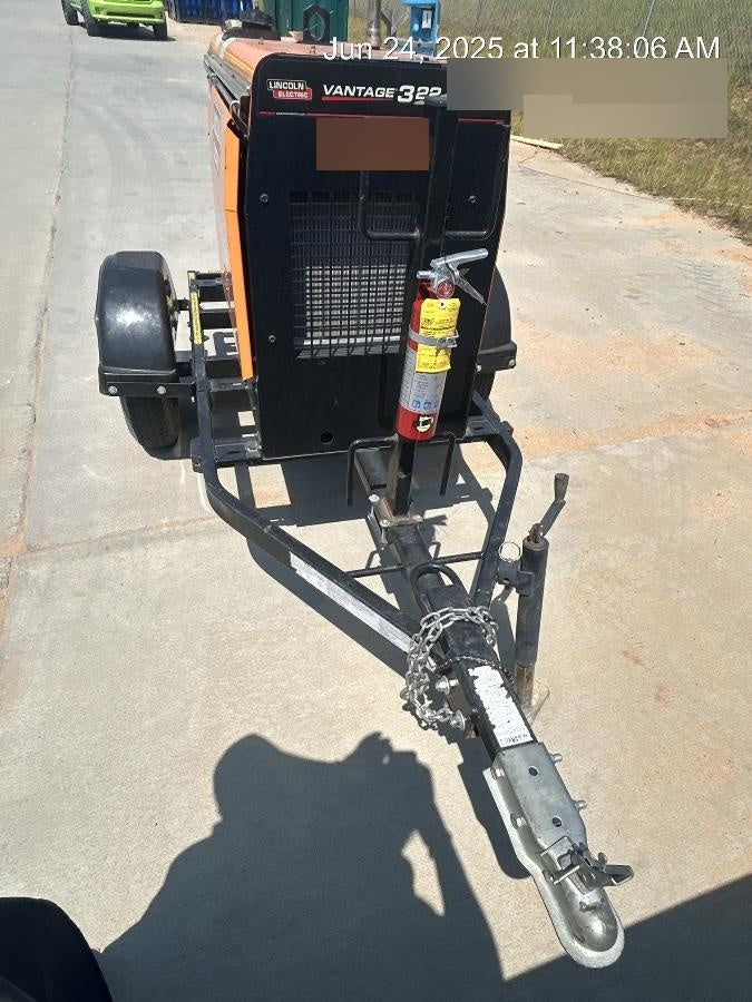 2021 Lincoln Electric Vantage 322 Vantage 322 Ready Pak 3 w/ Decals, ORANGE (includes trailer, cable rack, fender light kit) NO Telematics