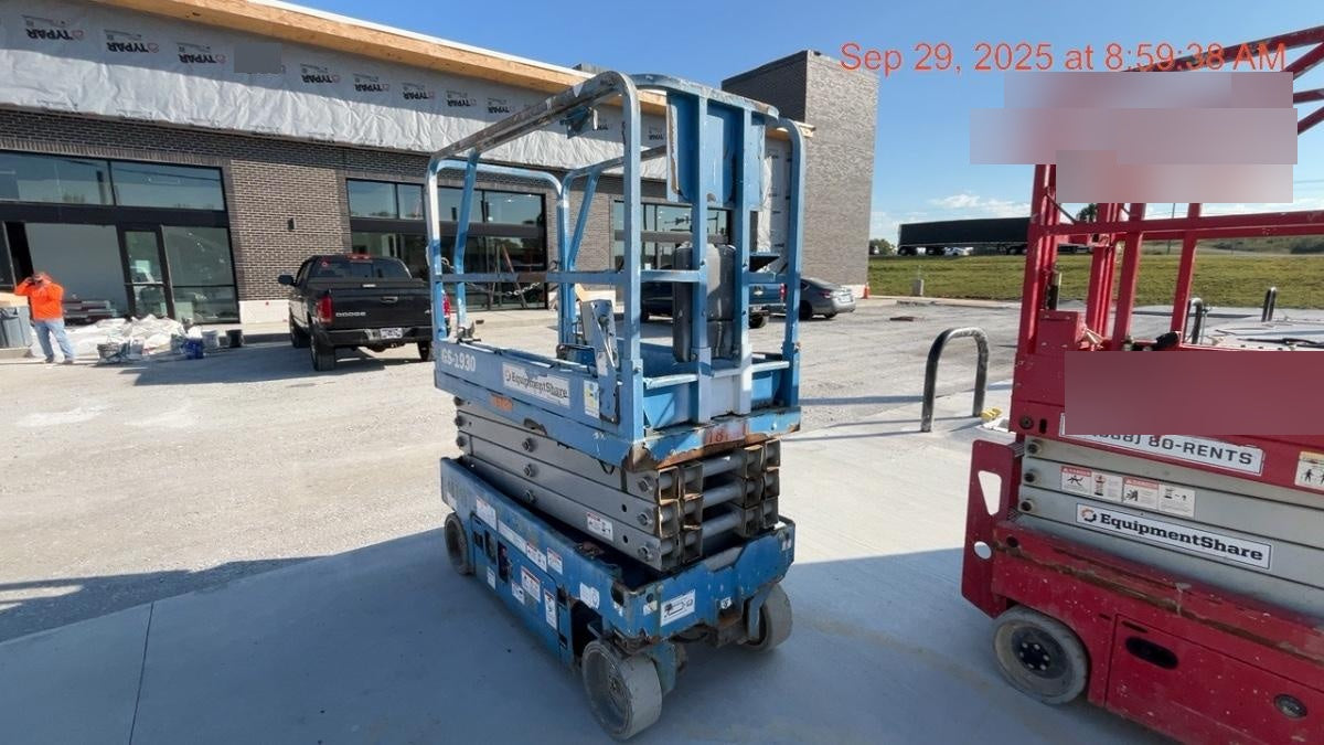 2018 Genie GS-1930 Genie GS-1930 Scissor Lift w/Standard Options