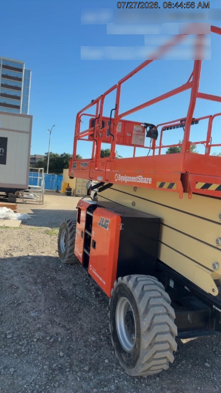 2023 JLG RT4394