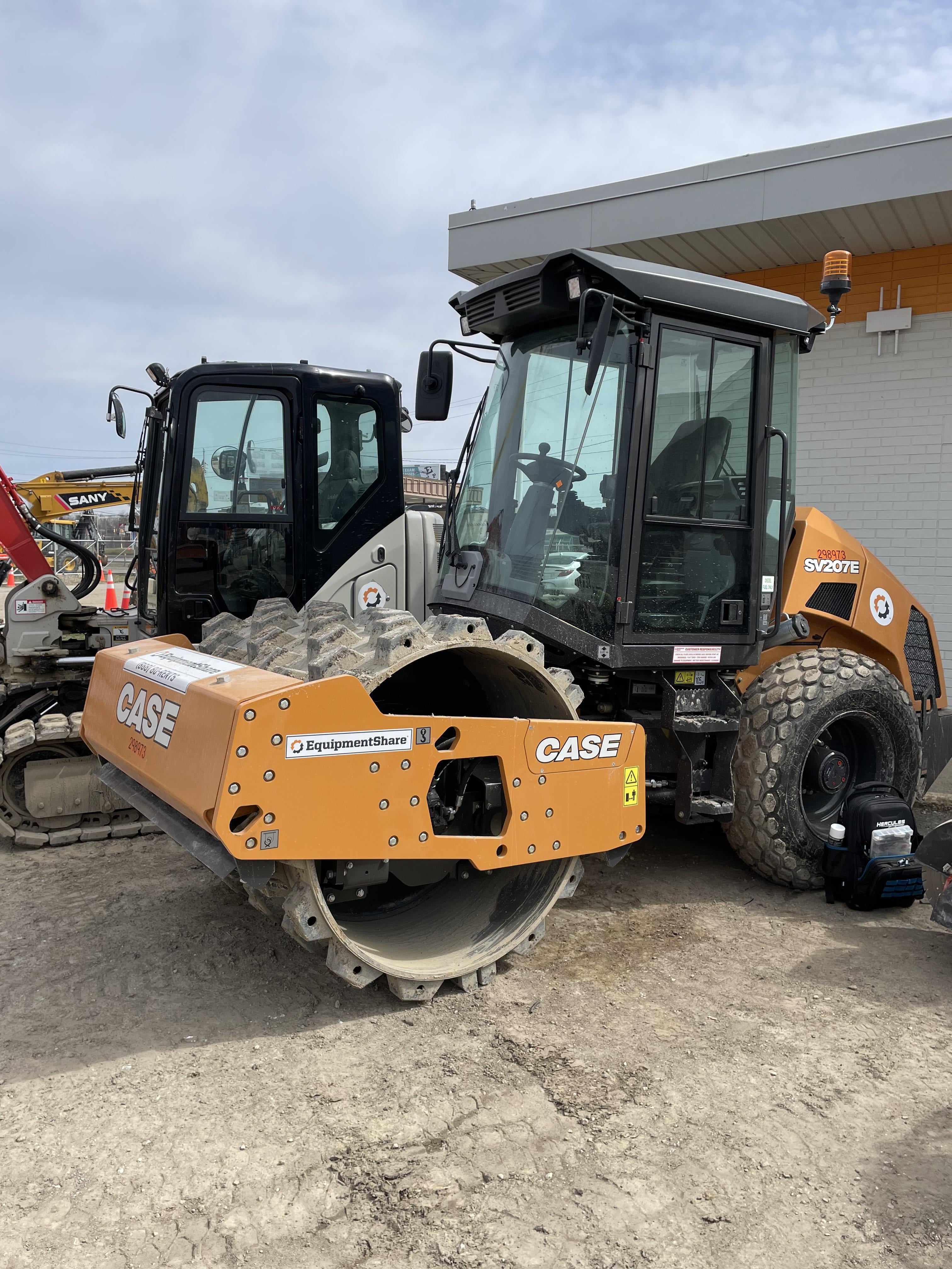 2023 CASE SV207E