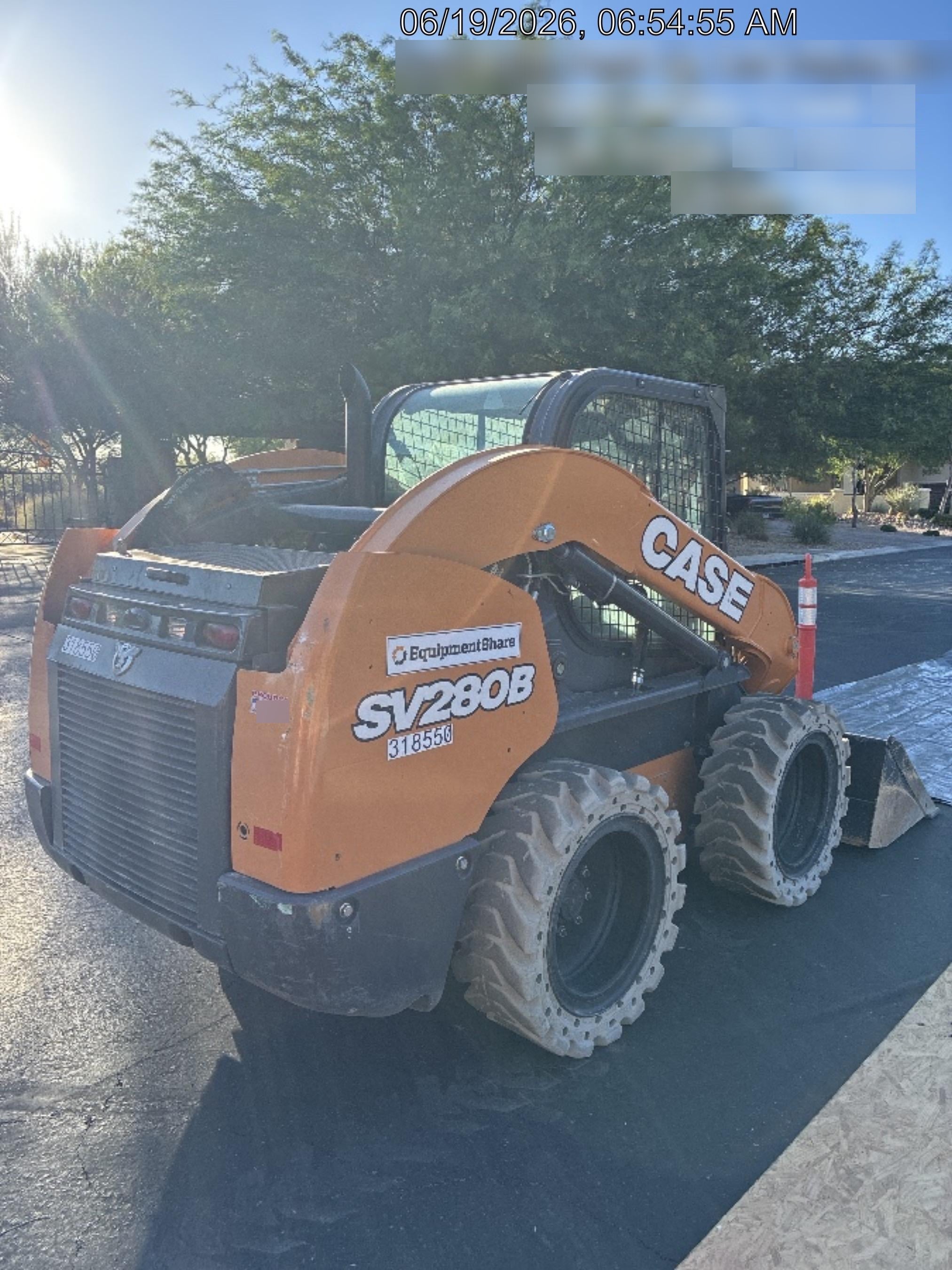 2023 CASE SV280