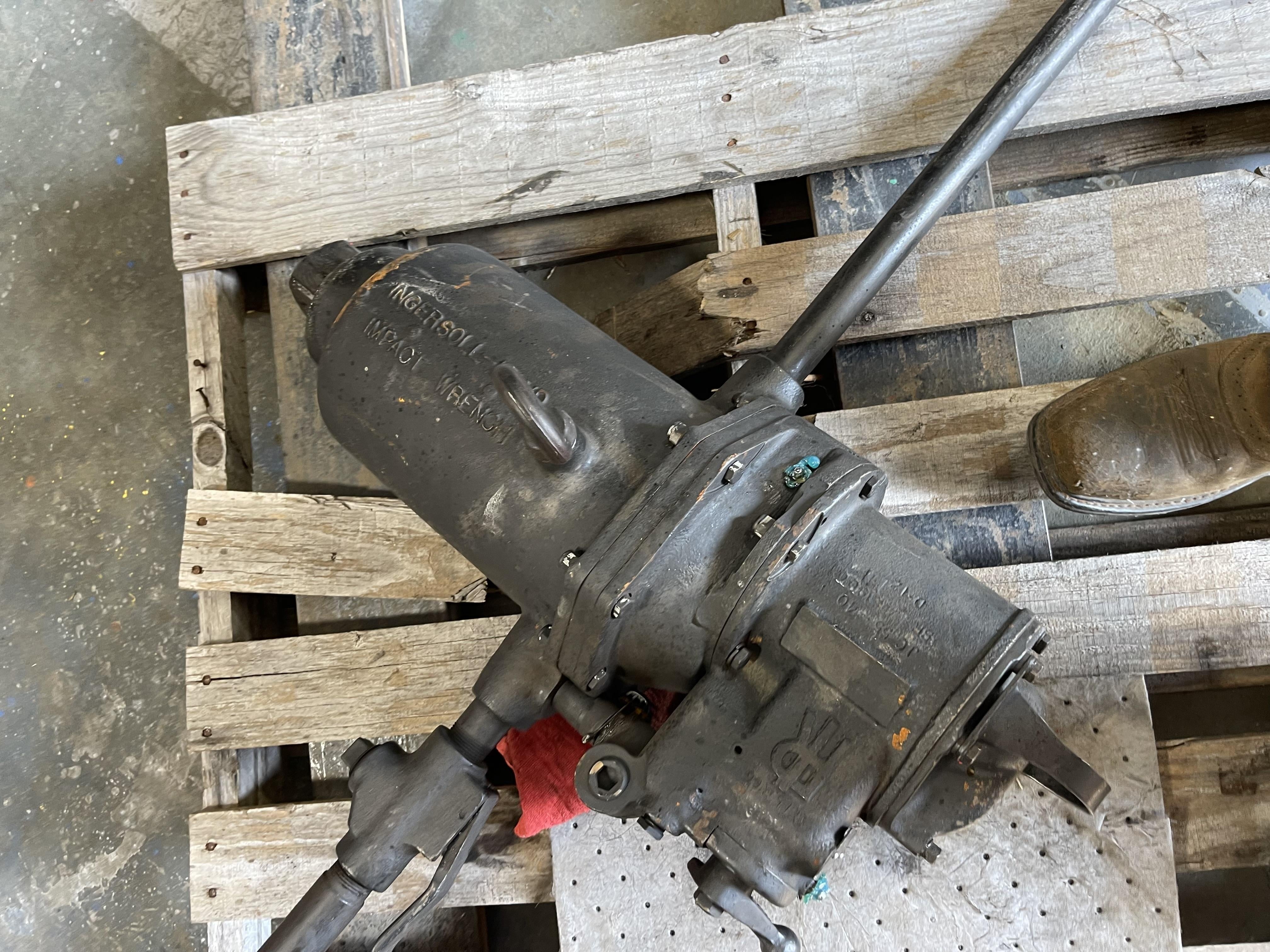 2022 INGERSOLL RAND 588A1