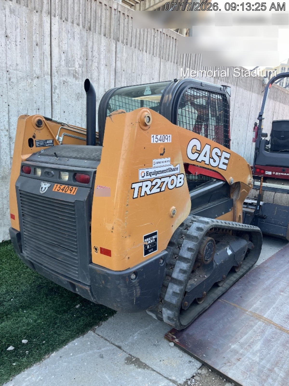 2021 CASE TR270B