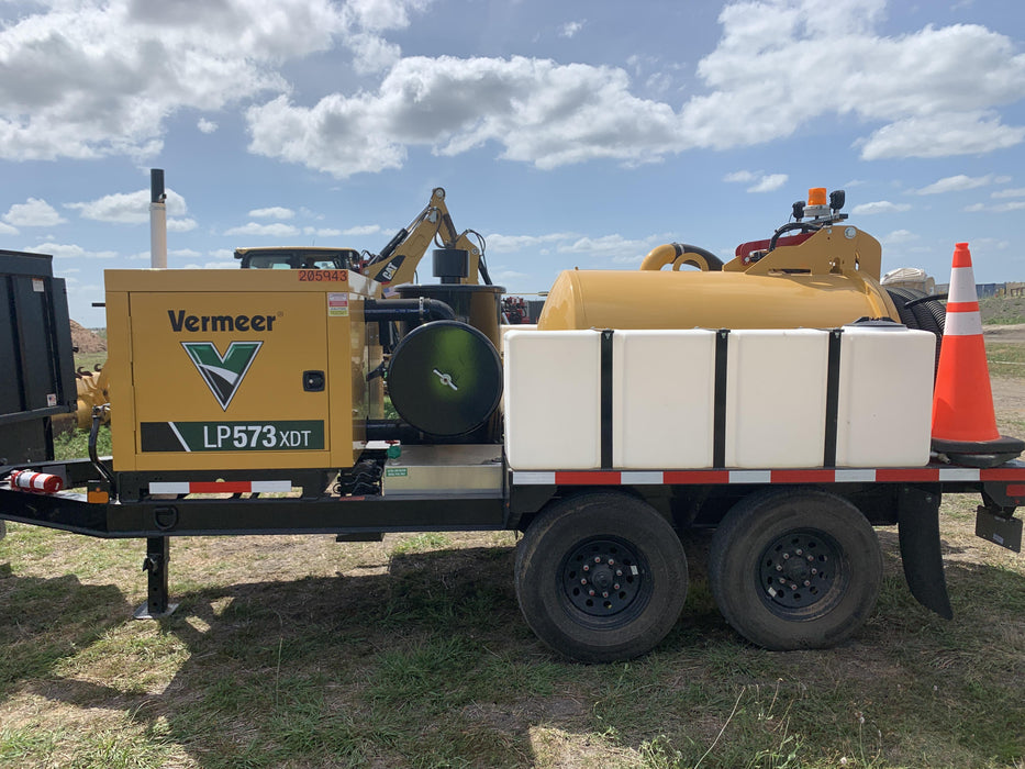 2022 Vac-Tron LP573XDT T4 Koehler Diesel Engine, 500 Gallon Debris Tank, x2 100 Gallon Water Tanks