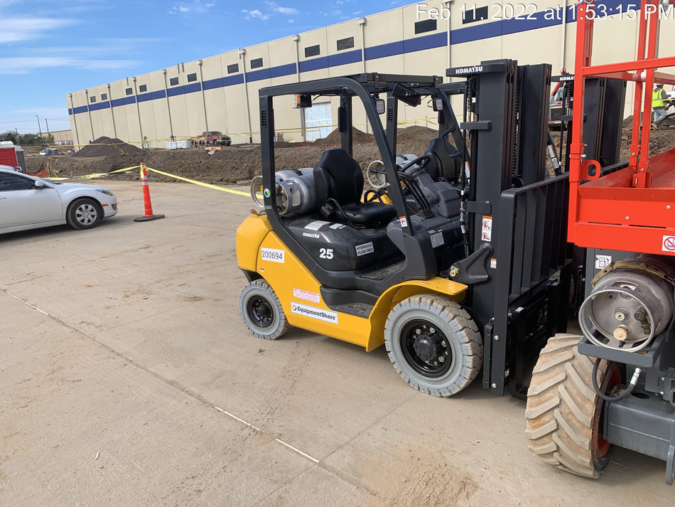 2022 KOMATSU FG25T-16